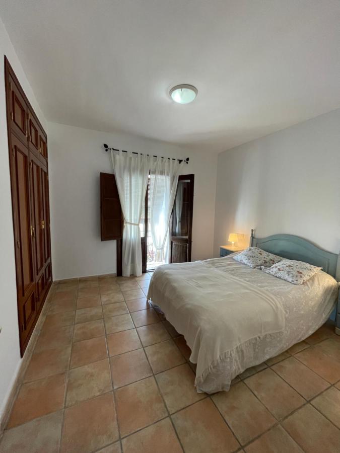 Agradable Casa Rural Con Chimenea En Interior Higuera De La Sierra  Zewnętrze zdjęcie